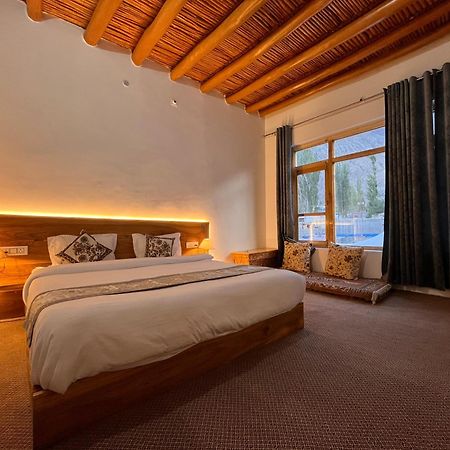 Traveller Nest Hotel Deskit Eksteriør billede