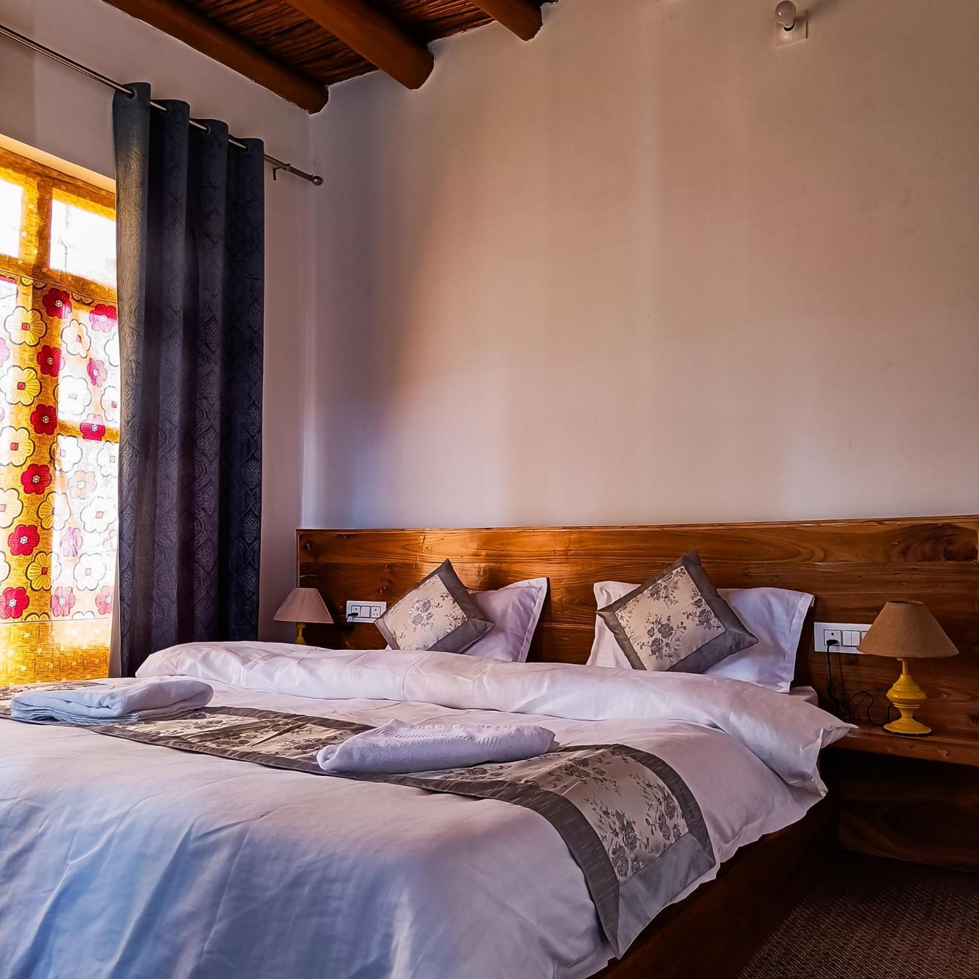 Traveller Nest Hotel Deskit Eksteriør billede